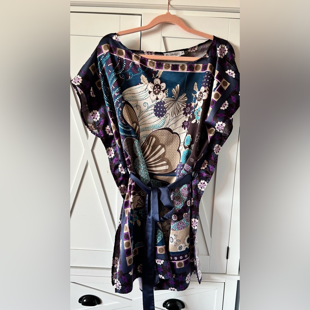 Revolution by Ricki’s, flowy boho feel top, size L